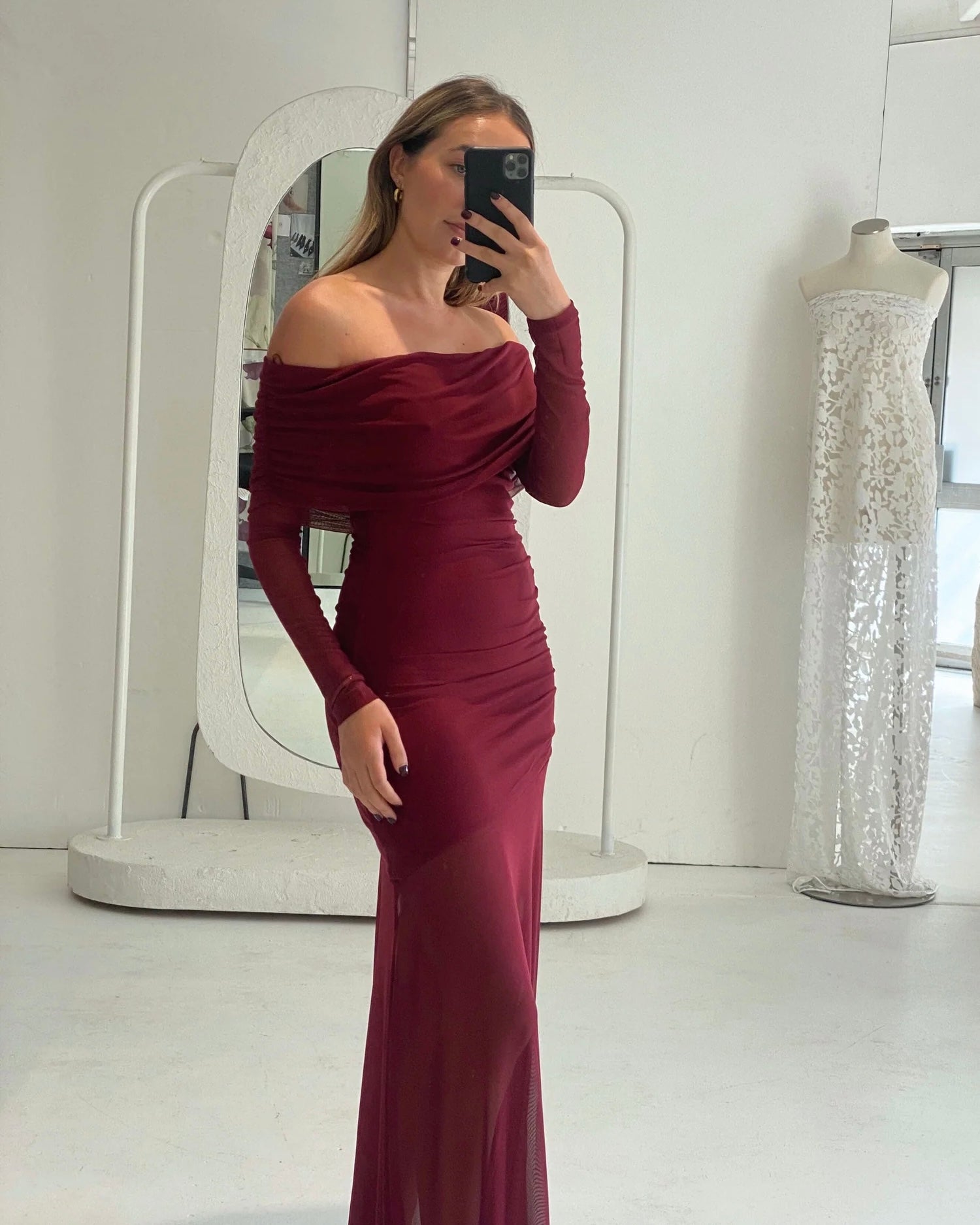 By Nicola Belle Maxi Rent with Iz