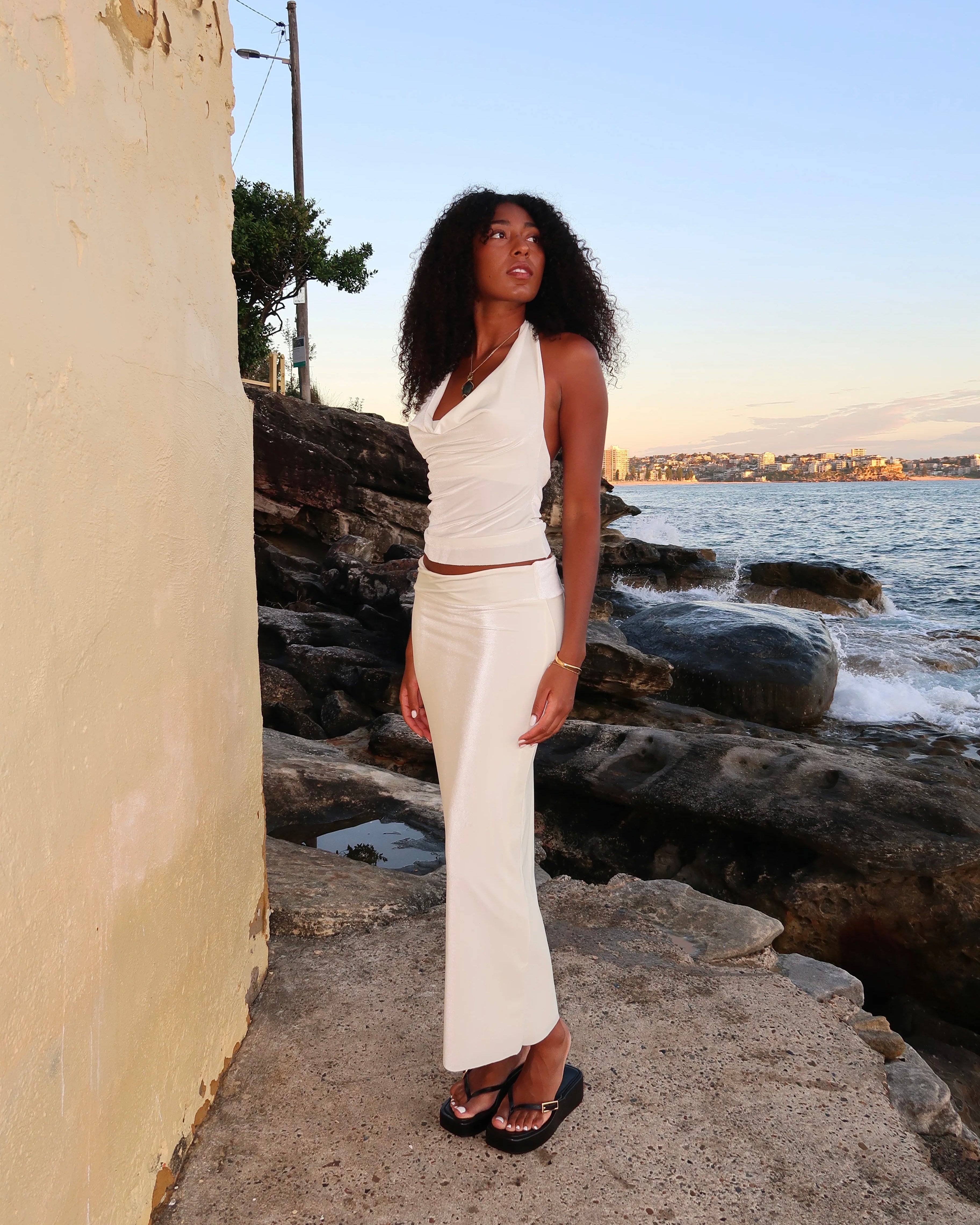 7th & York Ivory Set – Rent with Iz