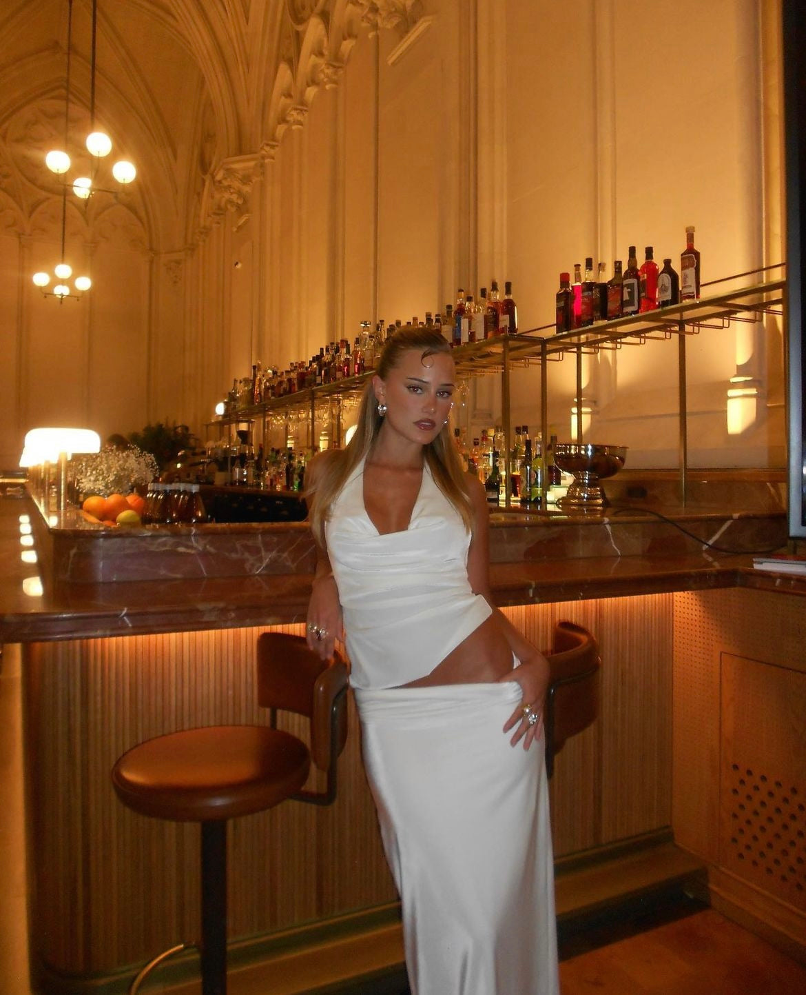 7th & York Ivory Set – Rent with Iz