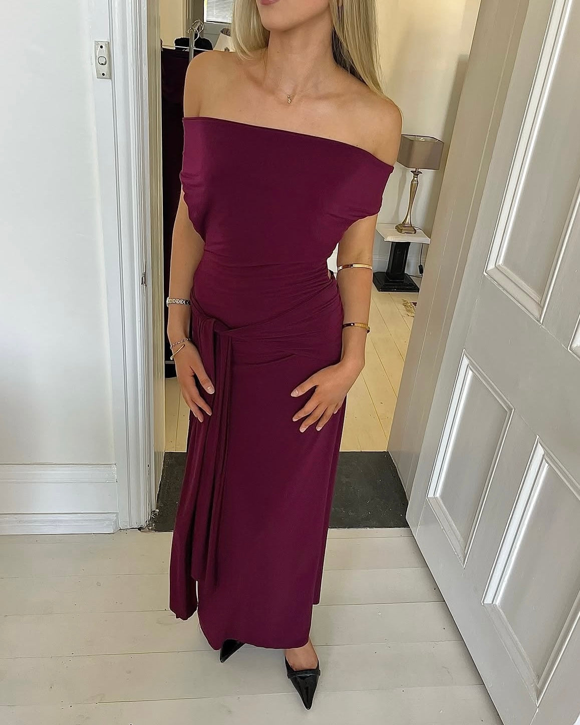 La Marie Nadia Dress Burgandy - Rent with Iz